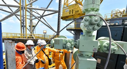 CMIC extends contracts for additional 18 months for GDVI and GDVIII